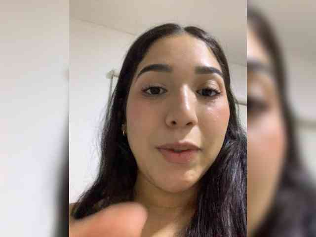 LailaBennett webcam