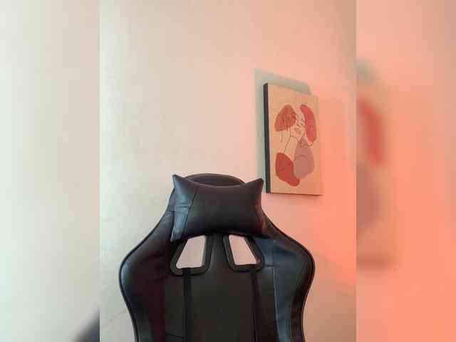LailaBennett webcam
