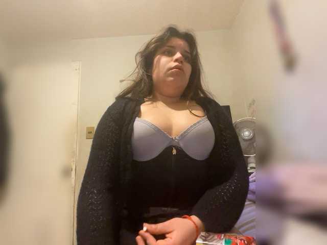 sweetbutink live cam on BongaCams