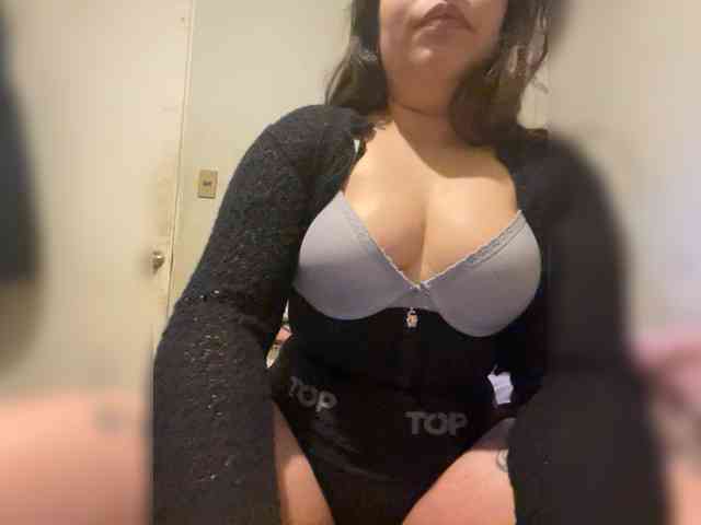 sweetbutink Sex Cam Show
