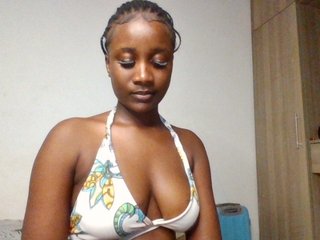 Flirtyarrya's Live Webcam
