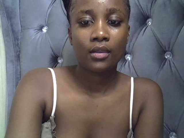 flirtyarrya cam belle