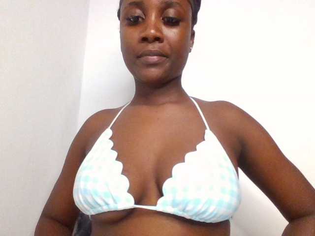 flirtyarrya live sex