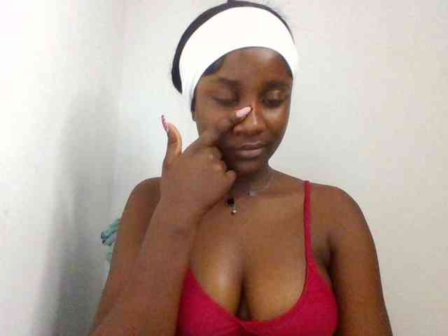 Flirtyarrya webcam