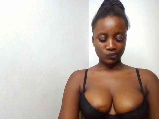 Flirtyarrya webcam