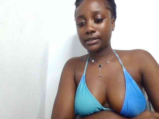 Flirtyarrya webcam