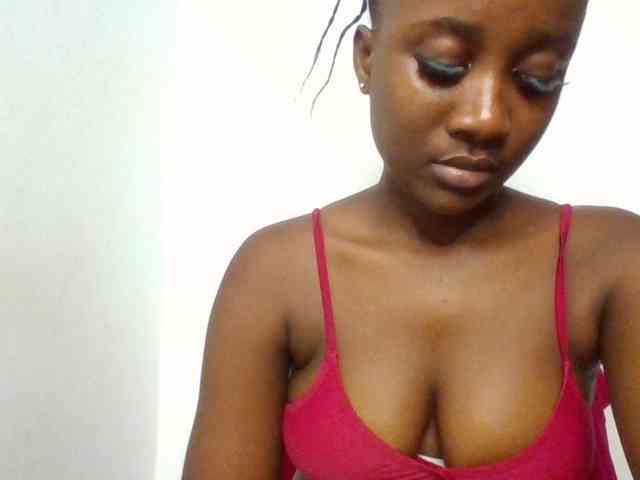 Flirtyarrya webcam
