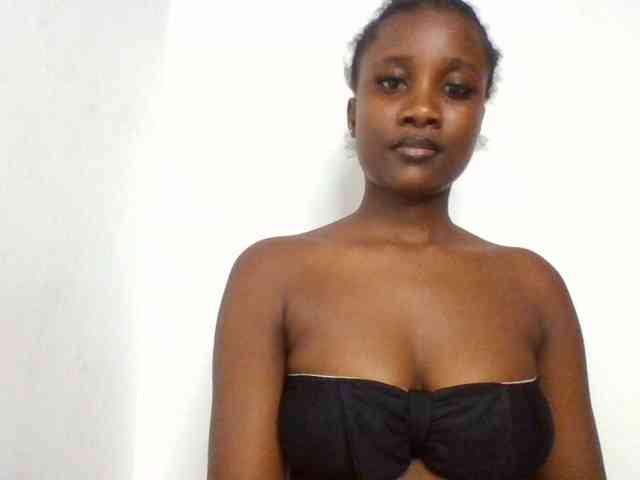 Flirtyarrya webcam