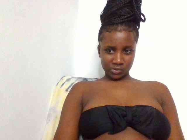 Flirtyarrya webcam