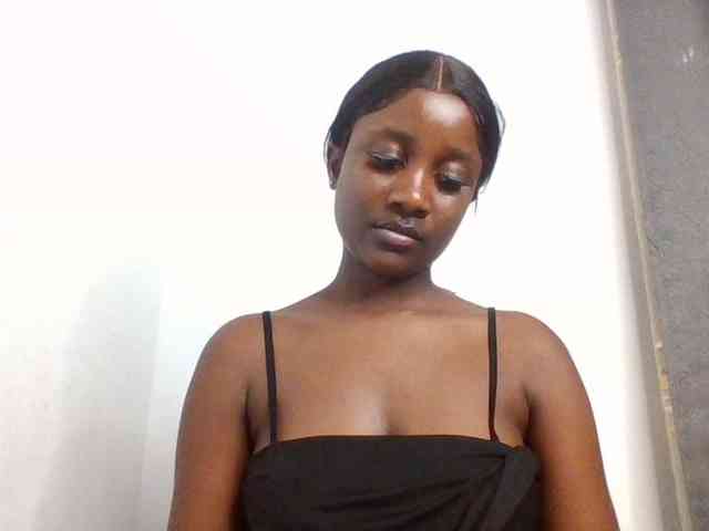 Flirtyarrya Flirtyarrya