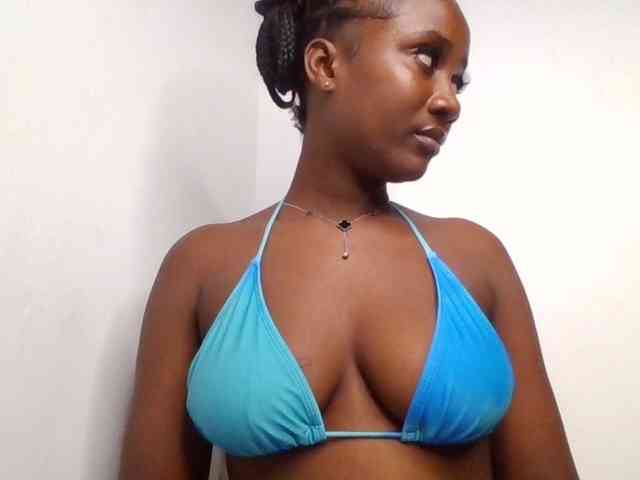 Flirtyarrya webcam