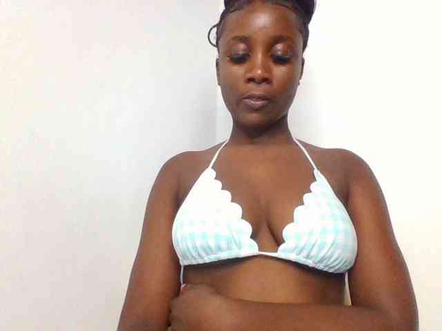 Flirtyarrya webcam