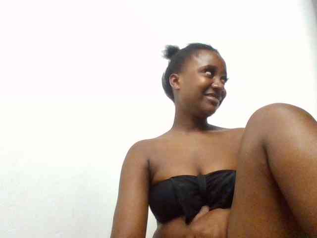 Flirtyarrya webcam