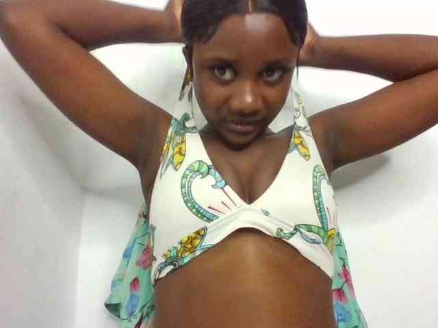 Flirtyarrya webcam
