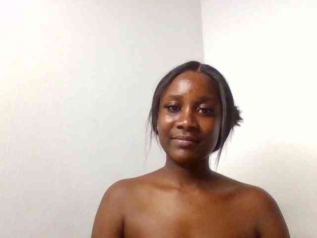 Flirtyarrya webcam