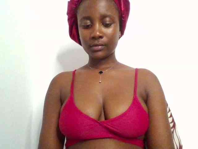 Flirtyarrya webcam