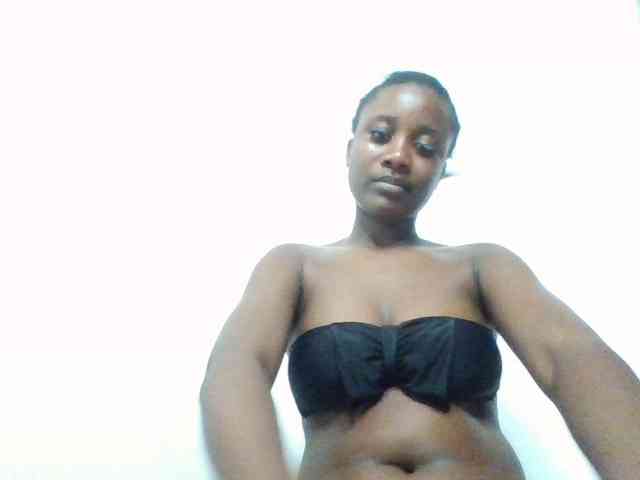 Flirtyarrya webcam