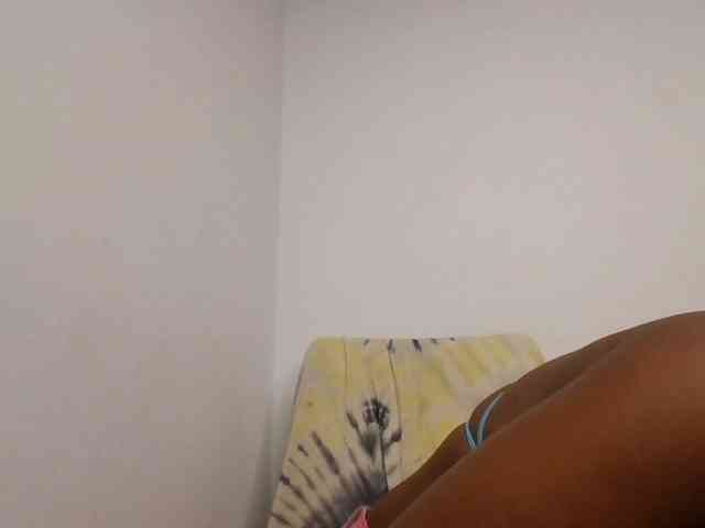 Flirtyarrya webcam