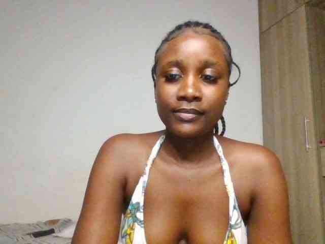 Flirtyarrya webcam