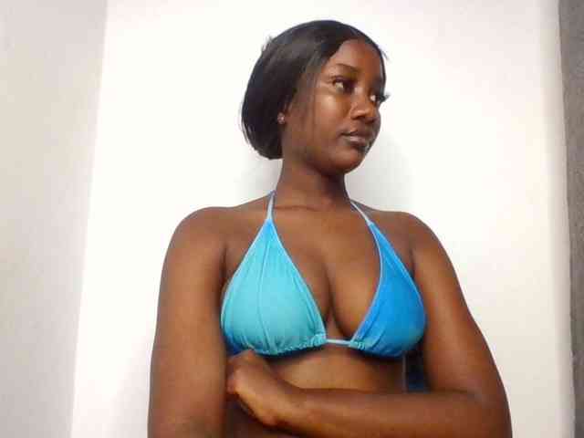 Flirtyarrya webcam