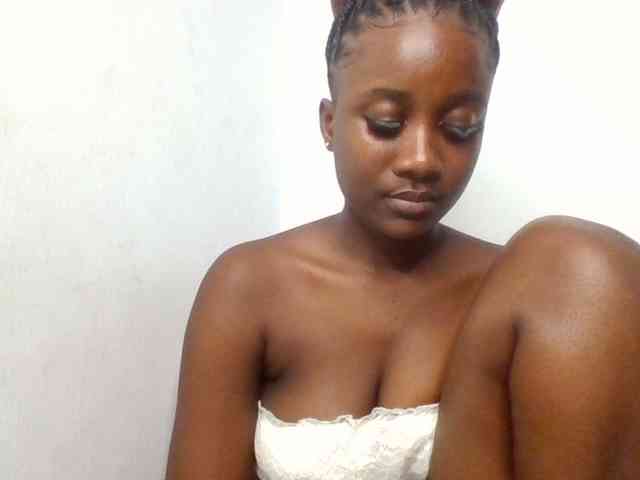 Flirtyarrya webcam