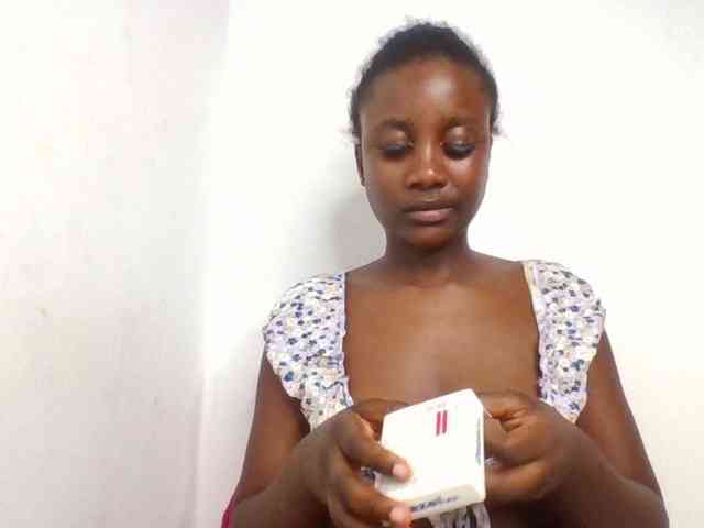 Flirtyarrya webcam