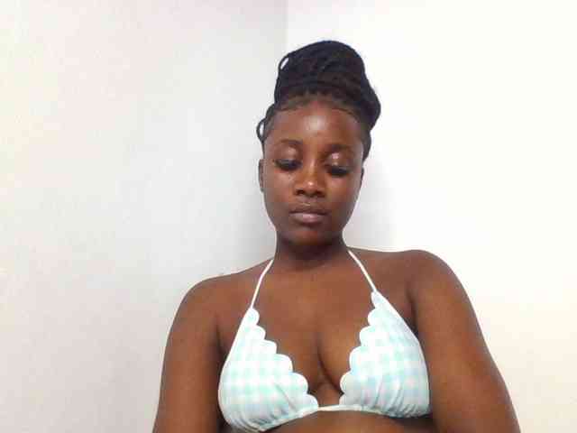 Flirtyarrya webcam