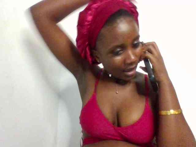 Flirtyarrya webcam