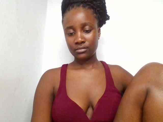 Flirtyarrya webcam