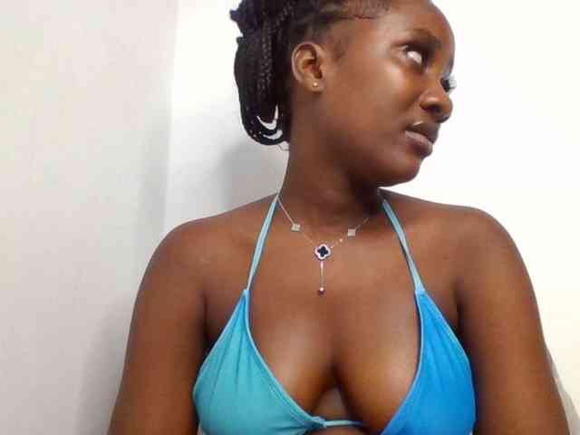 Flirtyarrya webcam