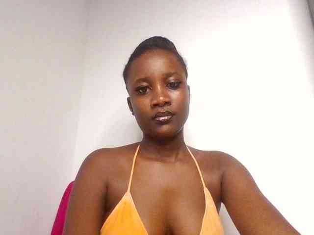 Flirtyarrya Flirtyarrya