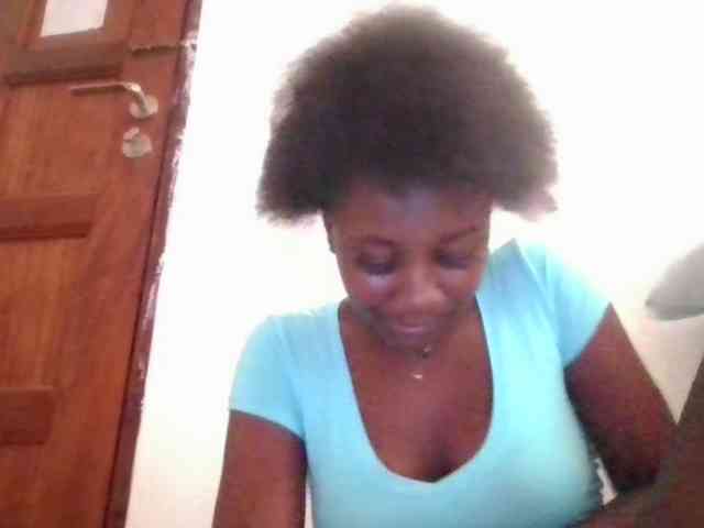 Flirtyarrya webcam