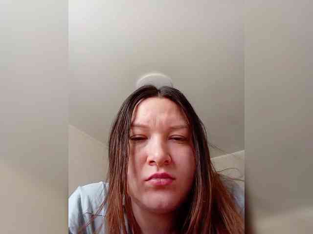 CuteKara1 webcam