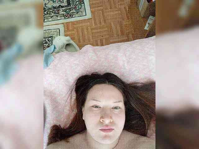 CuteKara1 webcam