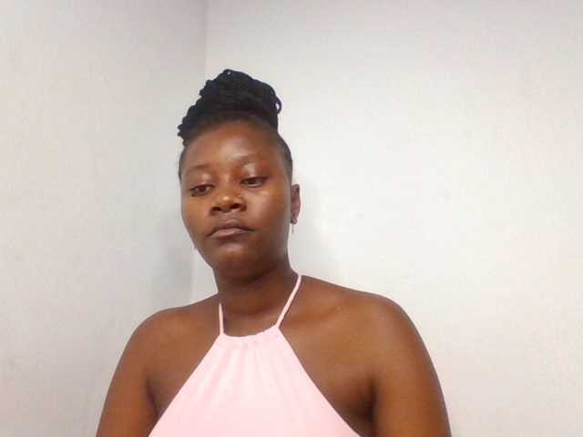 Wetpussieyy live cam on BongaCams