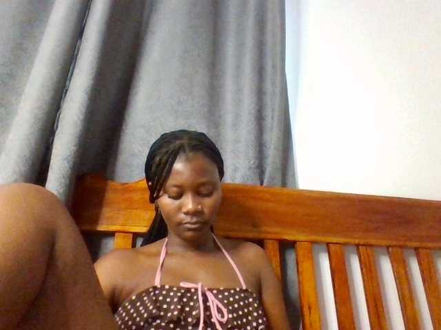 Wetpussieyy live cam on BongaCams