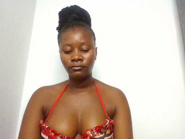 Wetpussieyy live cam on BongaCams