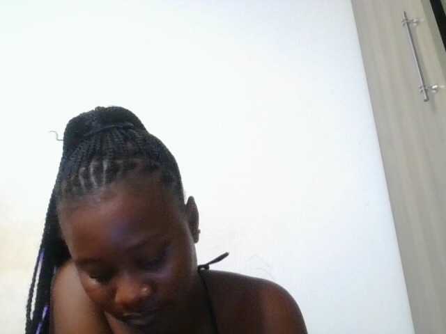 Wetpussieyy live cam on BongaCams