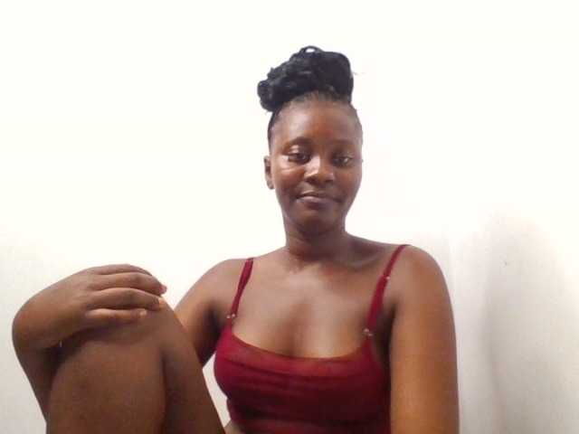 Wetpussieyy live cam on BongaCams