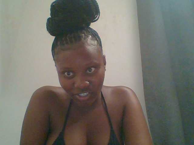 Wetpussieyy webcam