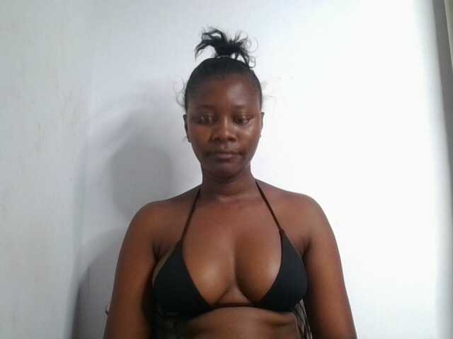 go to chat with Wetpussieyy