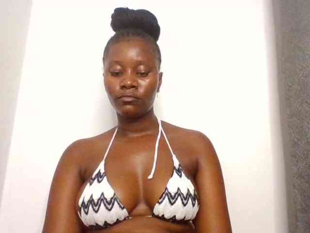 Wetpussieyy webcam
