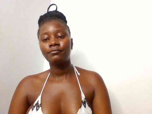 Wetpussieyy webcam