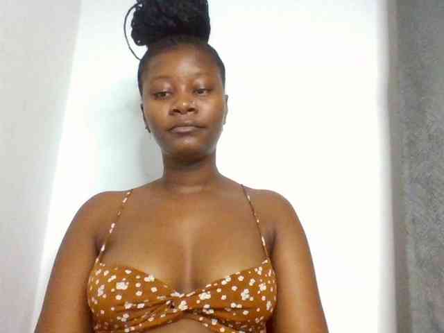 Wetpussieyy webcam