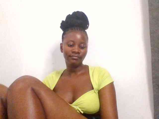 Wetpussieyy webcam