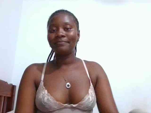 Wetpussieyy webcam