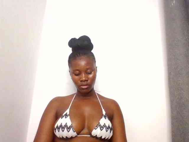 Wetpussieyy webcam