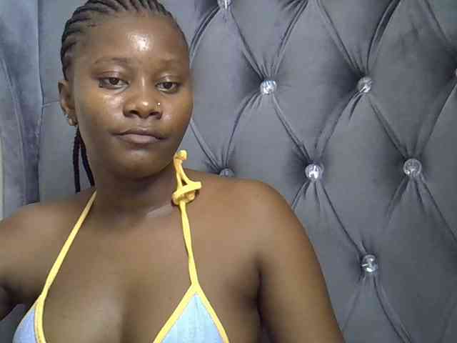 Wetpussieyy webcam