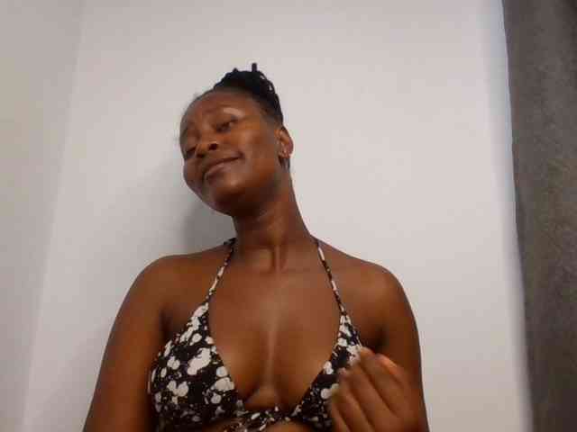 Wetpussieyy webcam