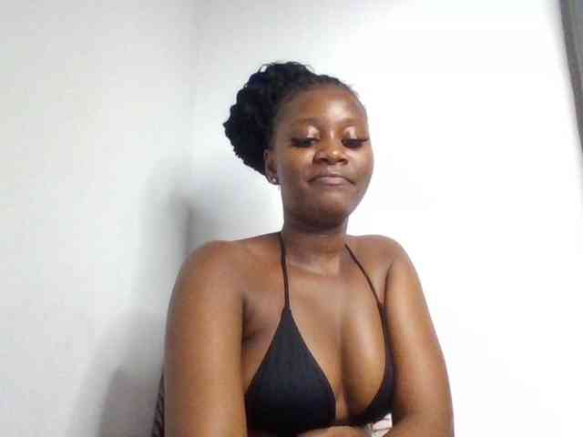 Wetpussieyy webcam